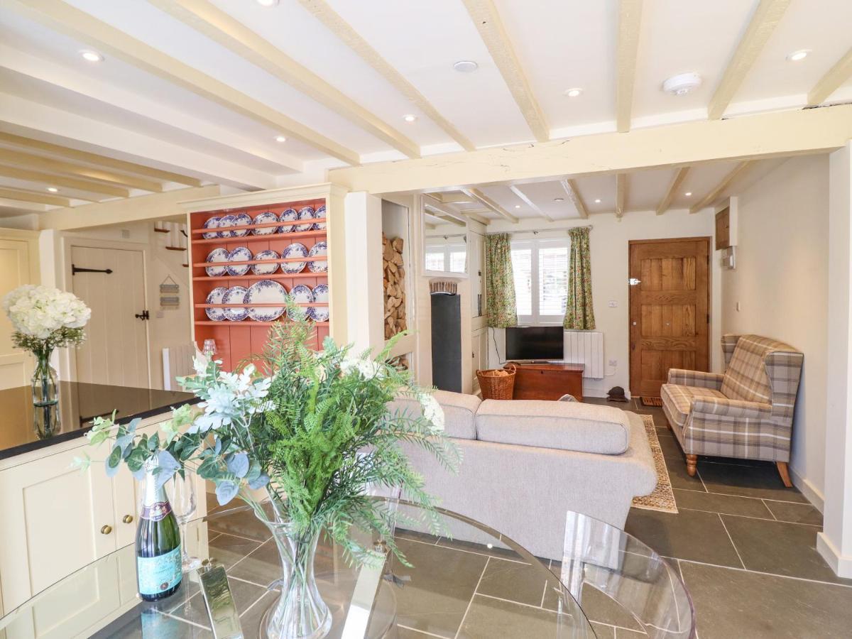 Tan Y Ddol Villa Уелшпул Екстериор снимка